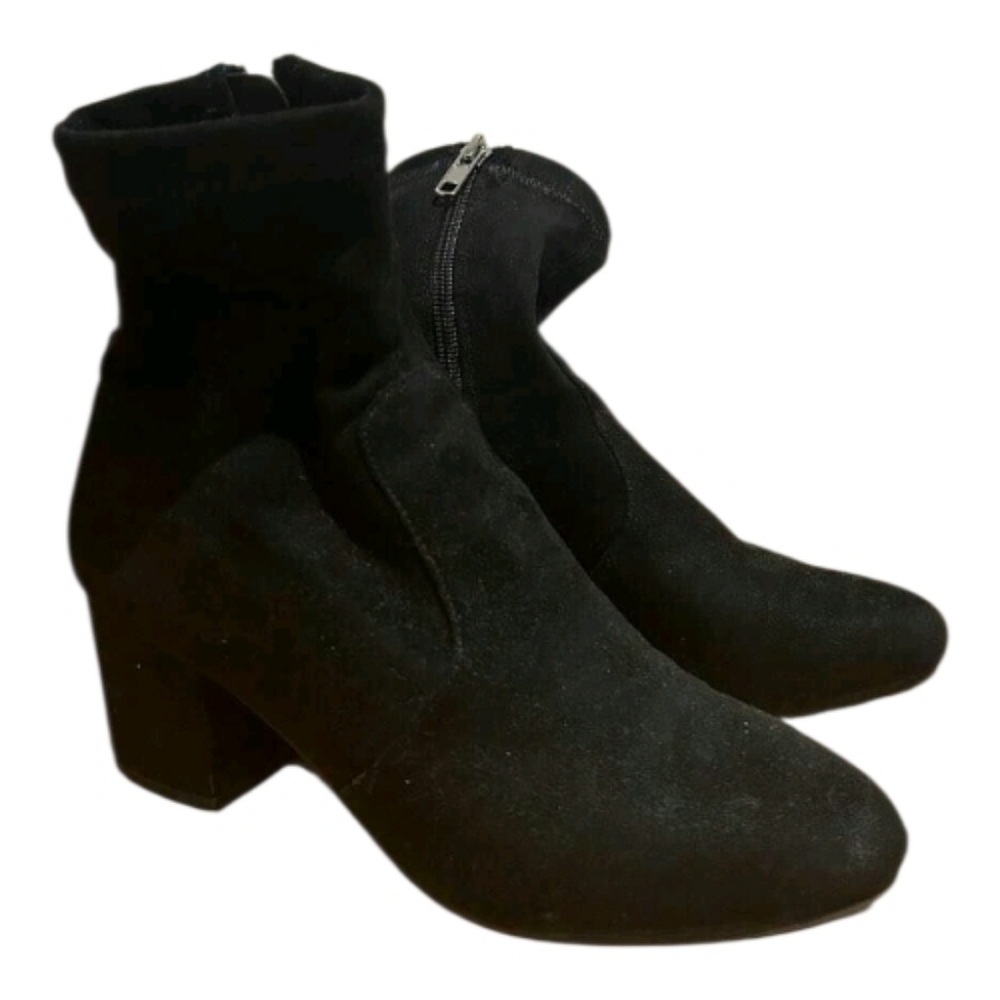 Steve Madden  Black Suede Ankle Boots